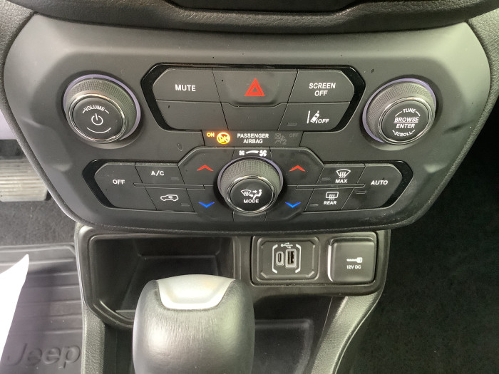 Jeep RENEGADE Nouveau 1.5 Turbo T4 130 ch BVR7 e-Hybrid Altitude