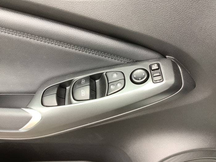 Nissan JUKE Nouveau HYBRID 143 N-Connecta
