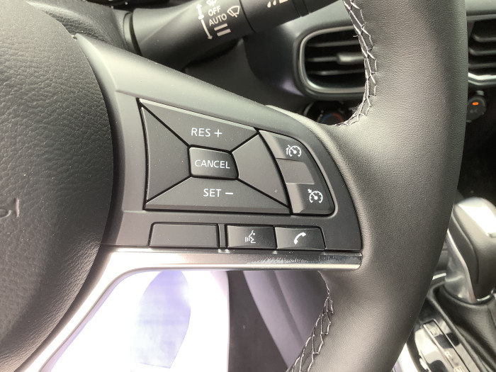 Nissan JUKE Nouveau HYBRID 143 N-Connecta