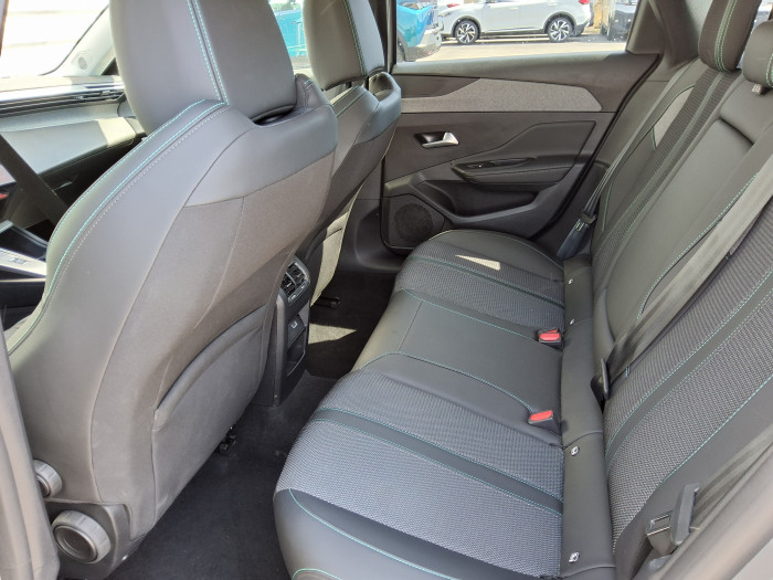 Peugeot 308 SW Hybrid 145 e-DCS6 Allure