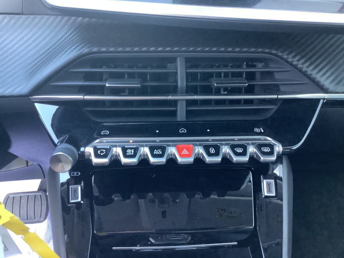 Peugeot 208 Nouvelle Hybrid 100 e-DCS6 Allure