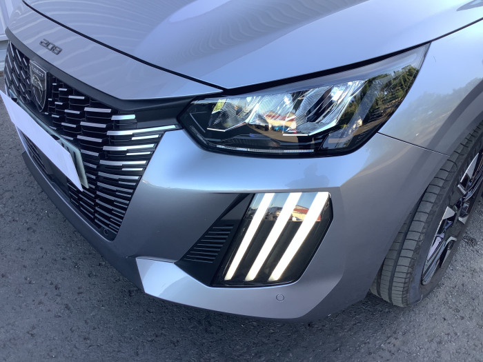 Peugeot 208 Nouvelle Hybrid 100 e-DCS6 Allure