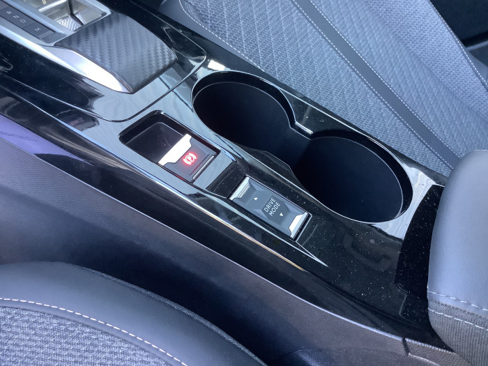 Peugeot 208 Nouvelle Hybrid 100 e-DCS6 Allure