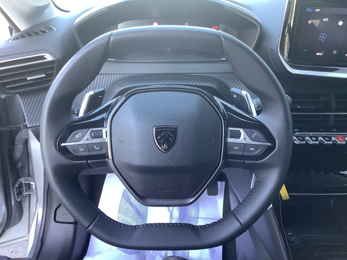 Peugeot 208 Nouvelle Hybrid 100 e-DCS6 Allure