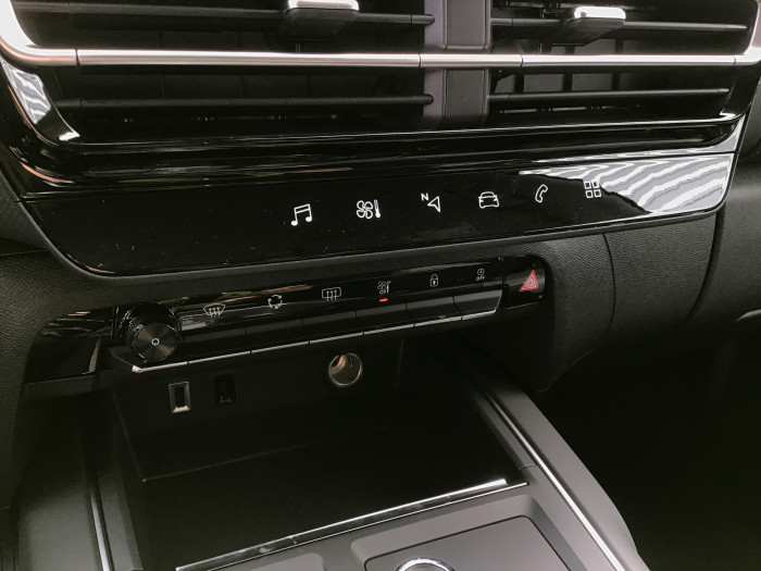 Citroën C5 AIRCROSS Hybride 136 e-DCS6 Plus