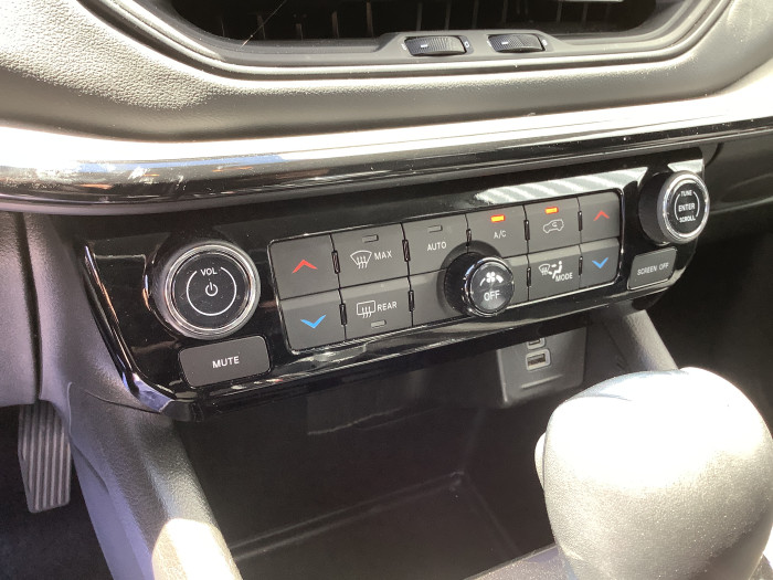 Jeep COMPASS 1.5 Turbo T4 130 ch BVR7 e-Hybrid Summit