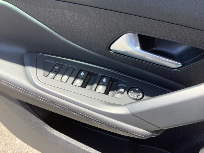 Peugeot 308 SW Hybrid 145 e-DCS6 Allure