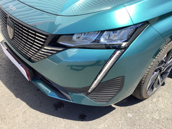 Peugeot 308 SW Hybrid 145 e-DCS6 Allure