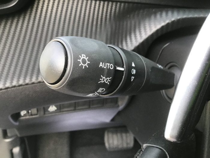 Peugeot 2008 BlueHDi 130 S&S EAT8 Allure Pack