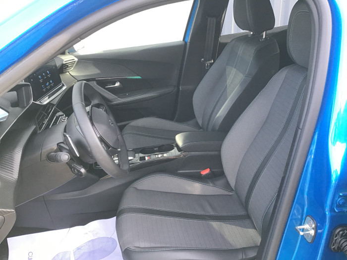 Peugeot 2008 BlueHDi 130 S&S EAT8 Allure Pack