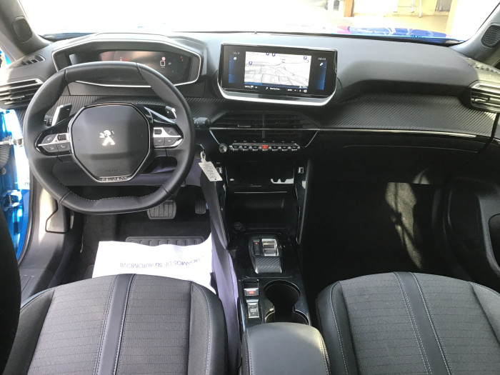 Peugeot 2008 BlueHDi 130 S&S EAT8 Allure Pack