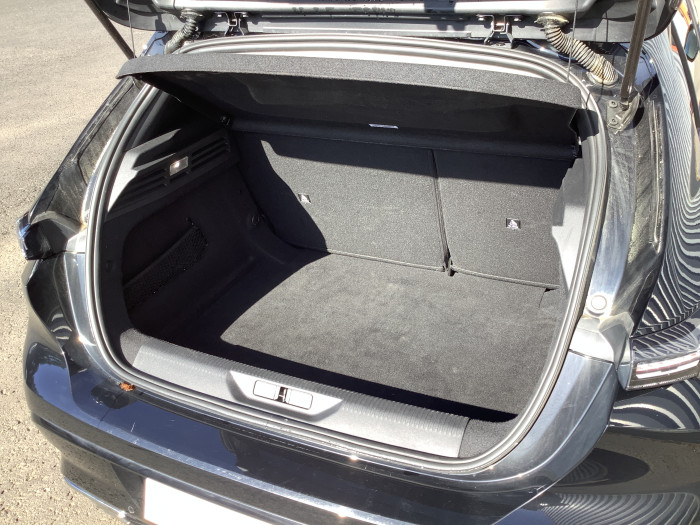 Peugeot 308 Hybrid 136 e-DCS6 Allure