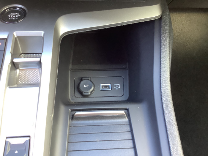 Peugeot 308 Hybrid 136 e-DCS6 Allure