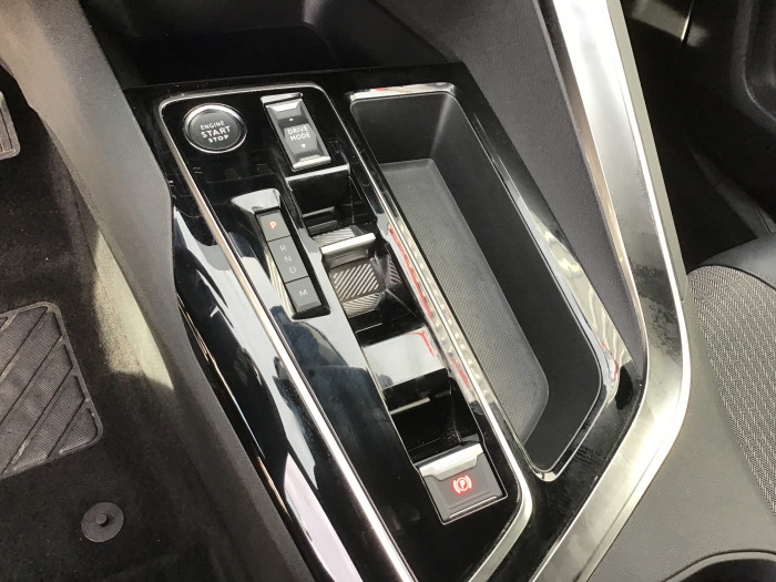 Peugeot 3008 BlueHDi 130ch S&S EAT8 Allure Pack