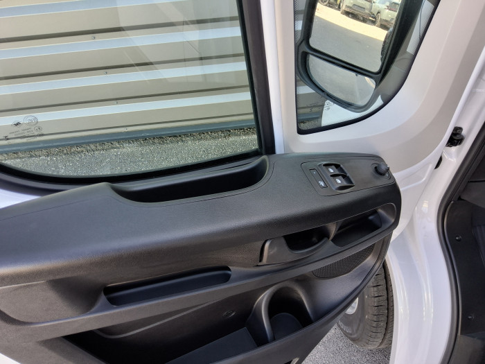 Peugeot BOXER FOURGON Nouveau FGN 3.5 T L2H2 140 S&S BVM6