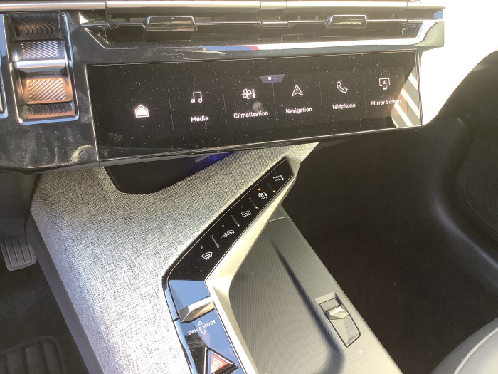Peugeot 3008 Nouveau Hybrid 136 e-DCS6 Allure