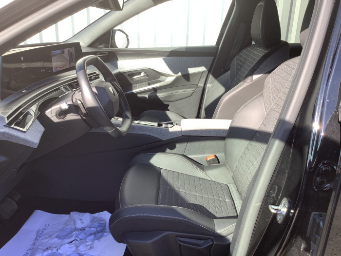 Peugeot 3008 Nouveau Hybrid 136 e-DCS6 Allure