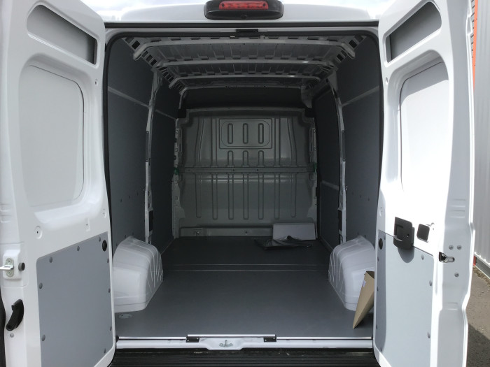 Opel MOVANO FOURGON FGN 3.3T L2H2 140 CH PACK CLIM - 4P