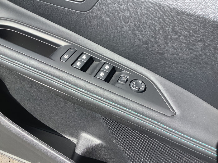 Peugeot 3008 BlueHDi 130ch S&S EAT8 Allure Pack