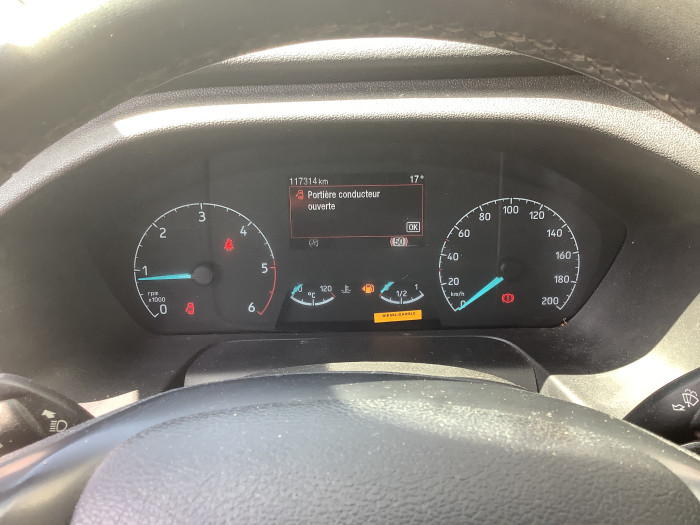 Ford TRANSIT CUSTOM FOURGON 300 L2H2 2.0 ECOBLUE 130 TREND BUSINESS