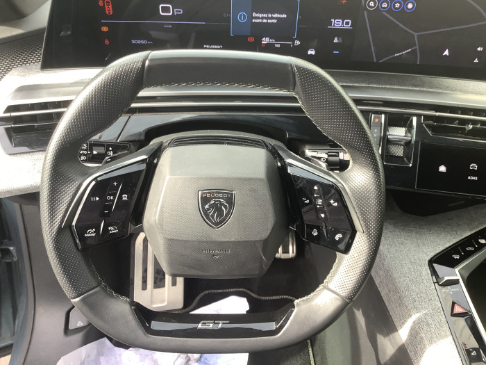 Peugeot 3008 Nouveau Hybrid 136 e-DCS6 GT