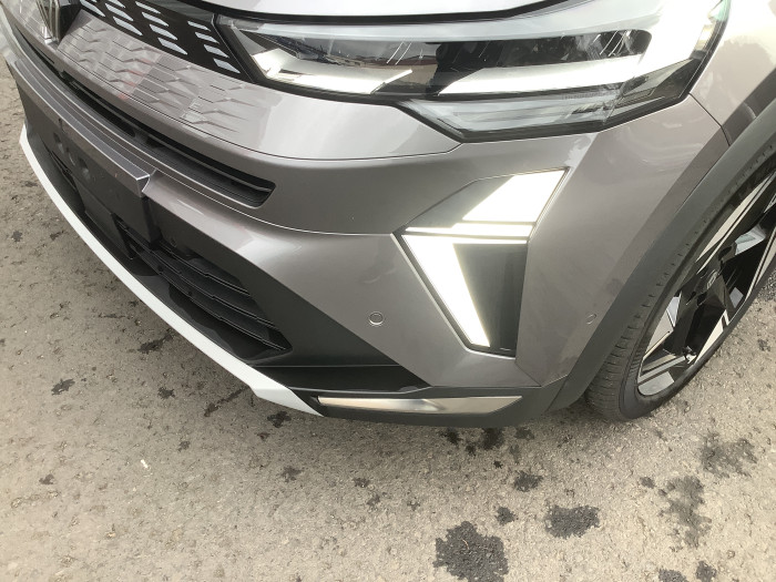 Renault SYMBIOZ Nouveau E-Tech full hybrid 145 Iconic