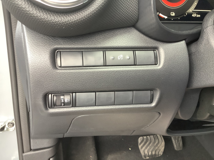Nissan JUKE Nouveau HYBRID 143 N-Connecta