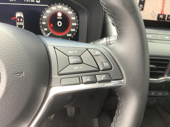 Nissan JUKE Nouveau HYBRID 143 N-Connecta