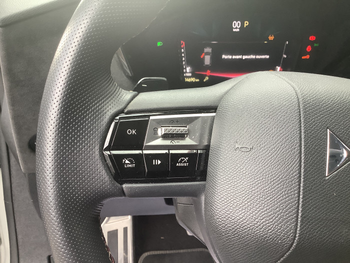 DS DS 4 PureTech 130 EAT8 Performance Line