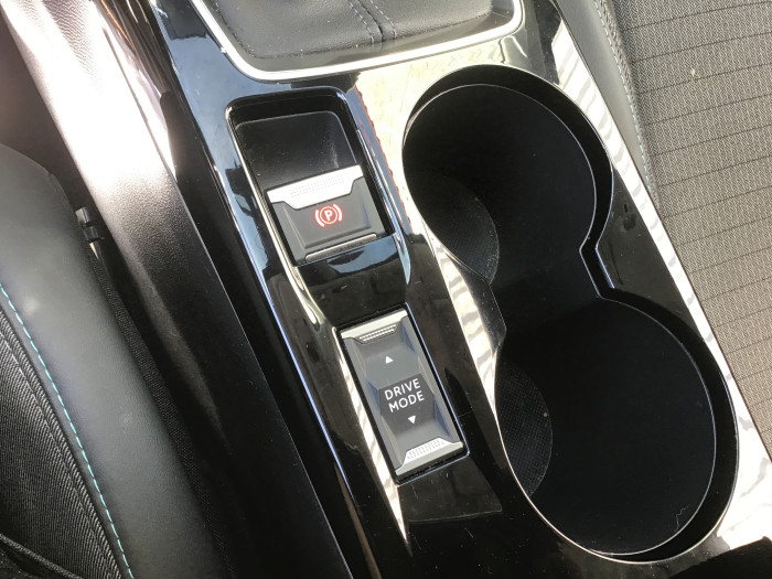 Peugeot 208 PureTech 100 S&S BVM6 Allure Pack