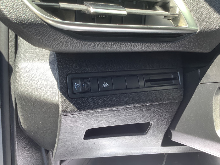 Peugeot 3008 Hybrid 136 e-DCS6 Allure Pack