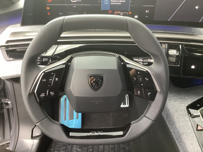 Peugeot 3008 Nouveau Hybrid 145 e-DCS6 GT