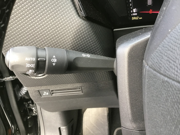 DS DS 4 Nouvelle BlueHDi 130 EAT8 Rivoli