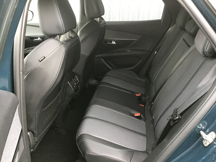 Peugeot 3008 BlueHDi 130ch S&S BVM6 Allure
