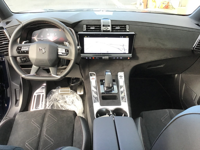 DS DS 7 Nouveau BlueHDi 130 EAT8 Performance Line