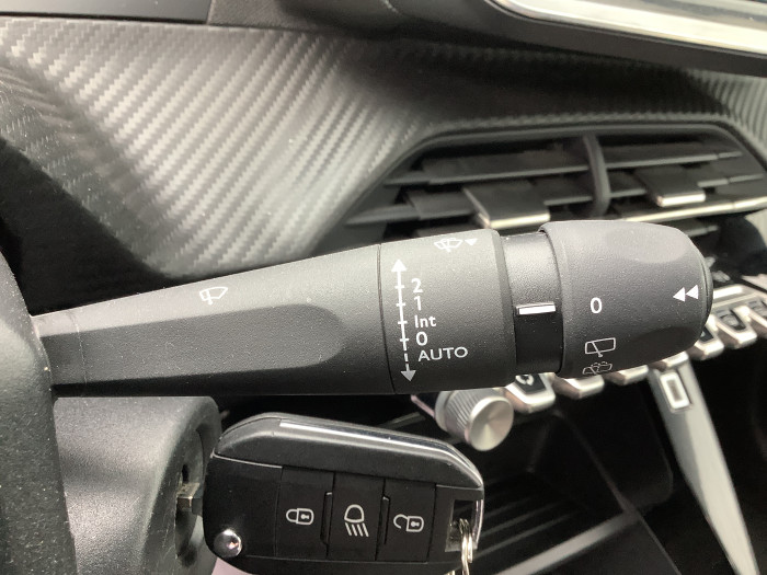 Peugeot 208 ELECTRIQUE Nouveau 136 ch 50 kWh Style
