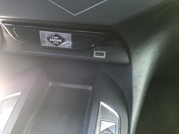 DS DS 3 Nouveau DS3 Crossback PureTech 130 EAT8 Performance Line+