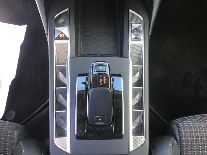 DS DS 3 Nouveau DS3 Crossback PureTech 130 EAT8 Performance Line+