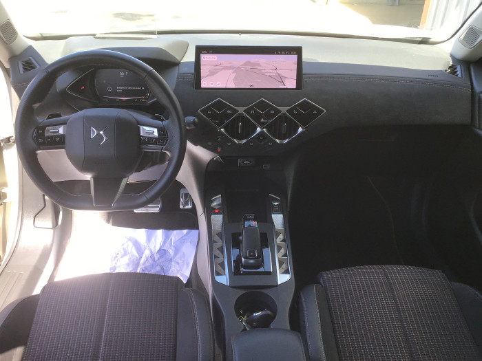 DS DS 3 Nouveau DS3 Crossback PureTech 130 EAT8 Performance Line+