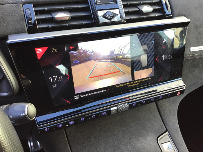 DS DS7 CROSSBACK BlueHDi 130 EAT8 Performance Line+