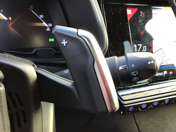 DS DS7 CROSSBACK BlueHDi 130 EAT8 Performance Line+