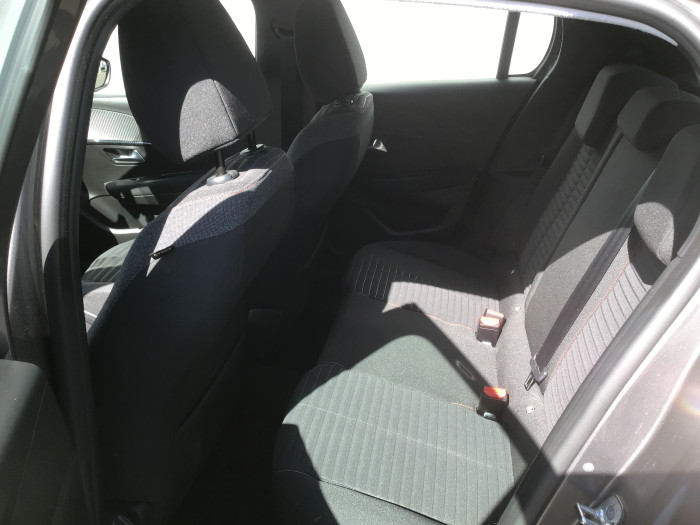 Peugeot 208 PureTech 100 S&S BVM6 Active