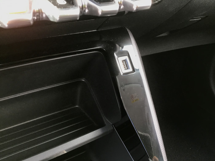 Peugeot 208 PureTech 100 S&S BVM6 Active