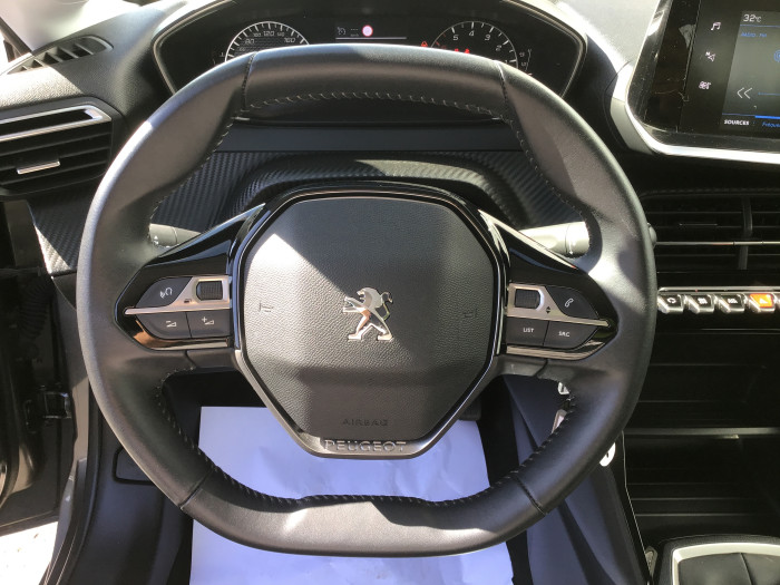 Peugeot 208 PureTech 100 S&S BVM6 Active