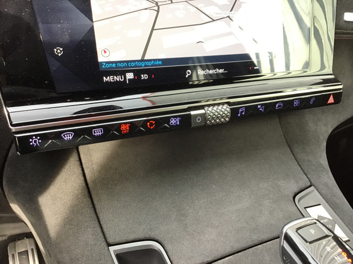 DS DS7 CROSSBACK BlueHDi 130 EAT8 Performance Line+