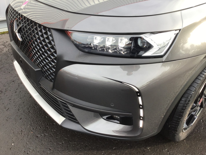 DS DS7 CROSSBACK BlueHDi 130 EAT8 Performance Line+