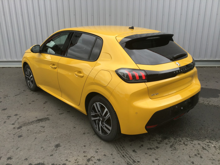 Peugeot 208 PureTech 100 S&S BVM6 Allure