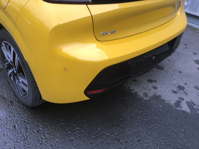 Peugeot 208 PureTech 100 S&S BVM6 Allure