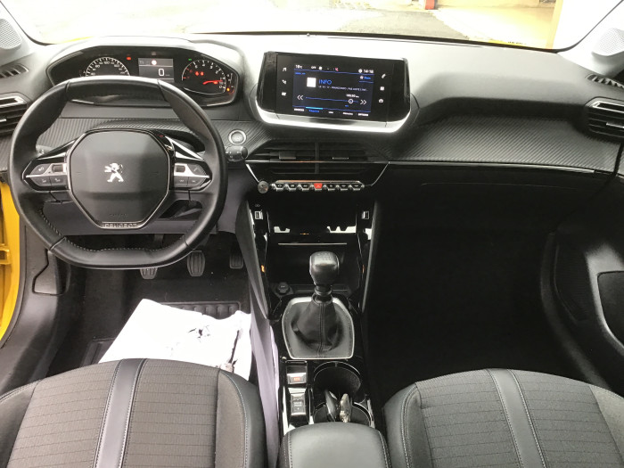 Peugeot 208 PureTech 100 S&S BVM6 Allure