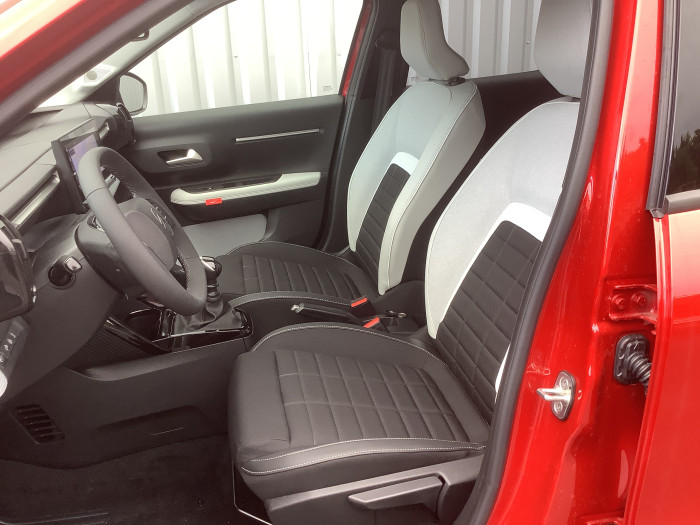Citroën C3 Nouvelle Turbo 100 ch BVM6 Max
